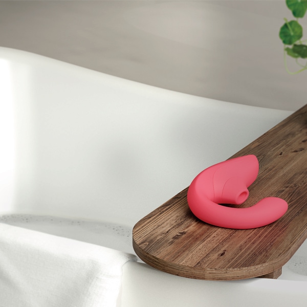 ウーマナイザー ブレンド ヴァイブラントローズ (Womanizer)